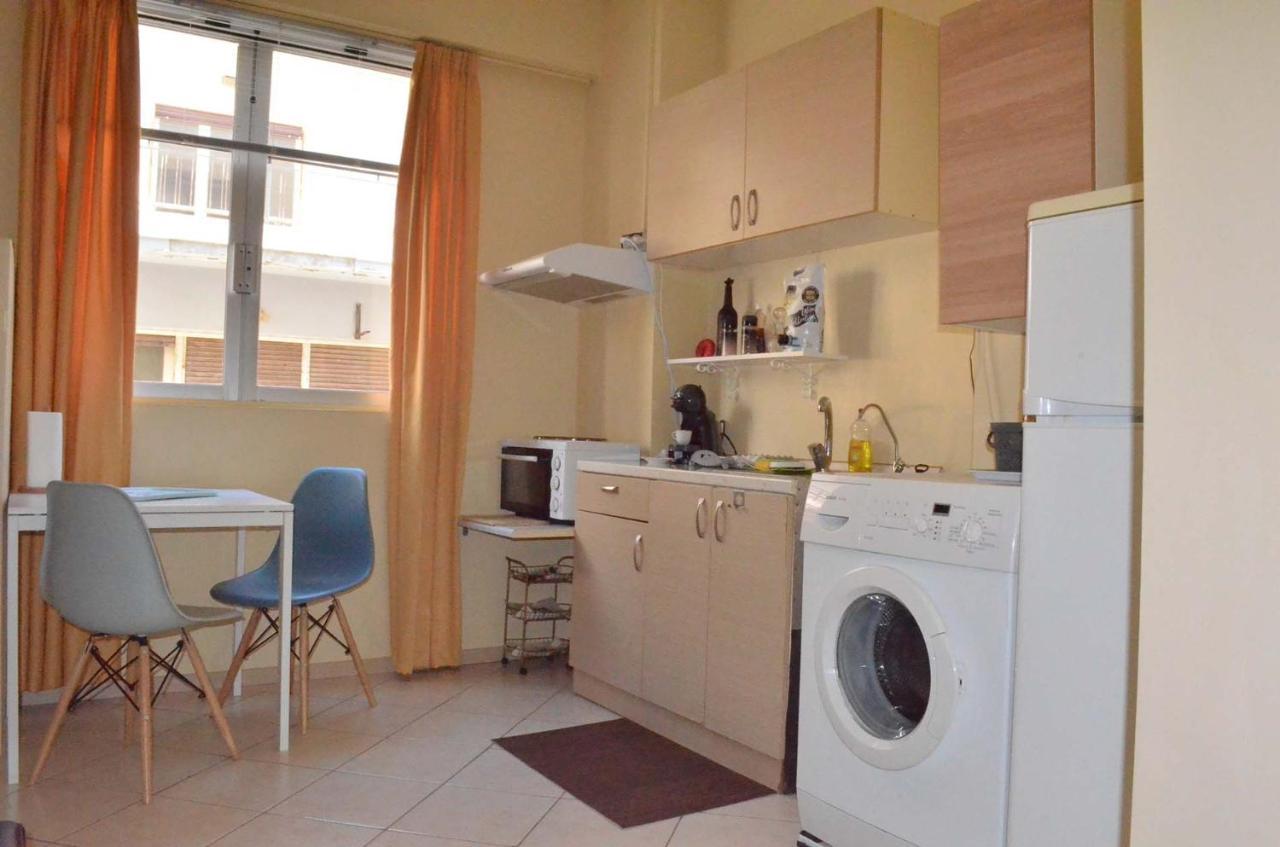 A1 Central Apartment Iraklion Buitenkant foto